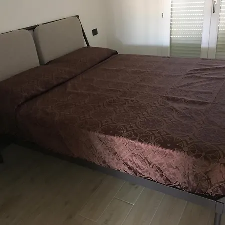Guillermo House アルゲーロ
