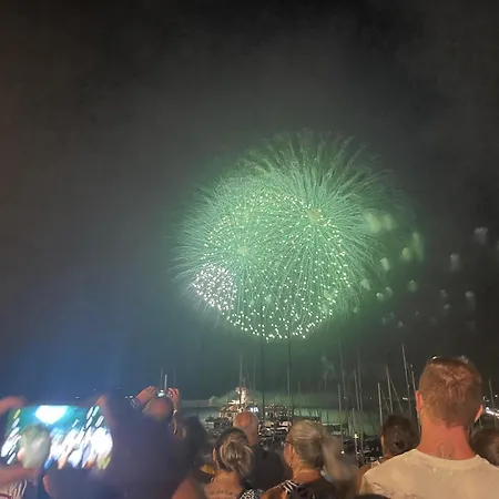 Guillermo House Appartement