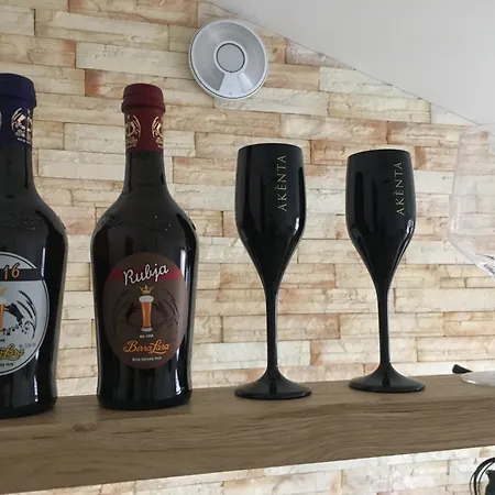 Guillermo House * 알게로